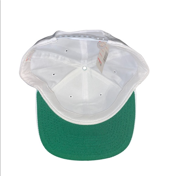 Vintage 90s Cleveland Indians Central Division Champions Patch Snapback Hat - Picture 5 of 7